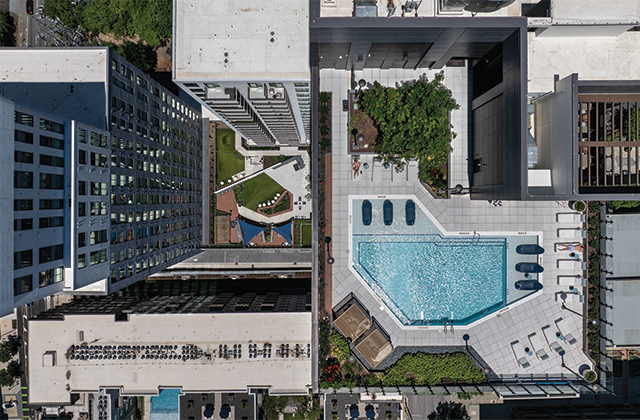 Kinetic Momentum Midtown 3
